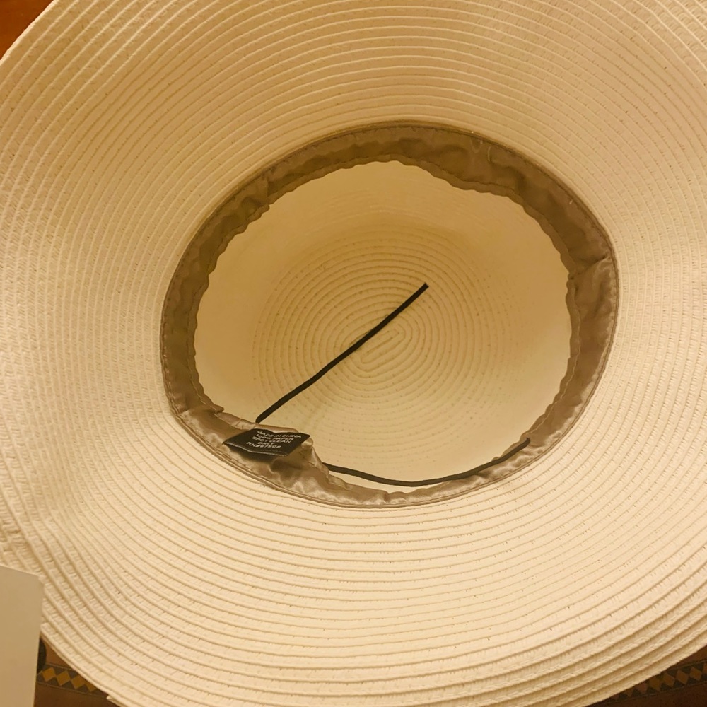 Hat - Picture 3 of 3